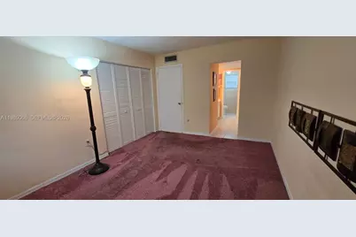 7400 Miami Lakes Dr #D305, Miami Lakes, FL 33014 - Photo 11