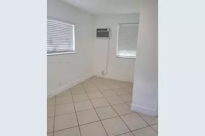 2910 NW 6th Ct #2, Pompano Beach, FL 33069 - Photo 3