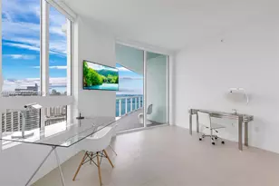 1900 N Bayshore Dr, Miami, FL 33132 - Photo 21