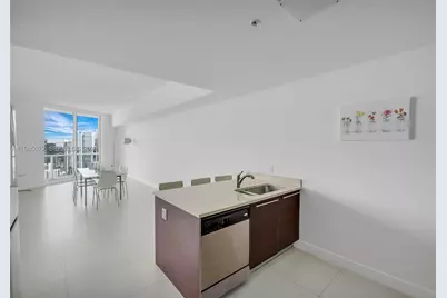1900 N Bayshore Dr #PH 5006, Miami, FL 33132 - Photo 9