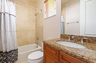 12821 Kapok Ln, Davie, FL 33330 - Photo 37