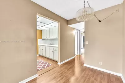 13500 SW 1st St #307U, Pembroke Pines, FL 33027 - Photo 7