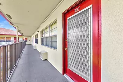 13500 SW 1st St #307U, Pembroke Pines, FL 33027 - Photo 3