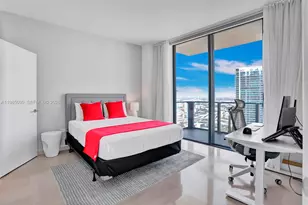 88 SW 7th St, Miami, FL 33130 - Photo 15