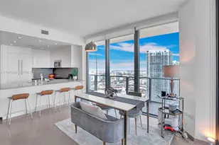 88 SW 7th St, Miami, FL 33130 - Photo 3