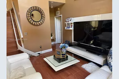 1661 SE 17th St, Homestead, FL 33035 - Photo 5