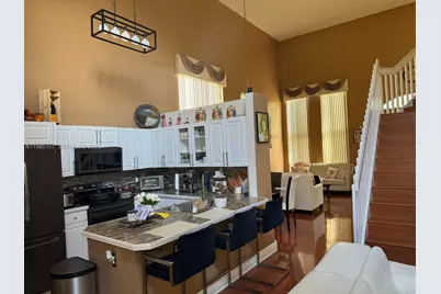 1661 SE 17th St, Homestead, FL 33035 - Photo 5