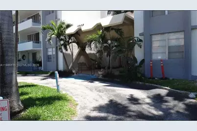1080 94th St #210, Bay Harbor Islands, FL 33154 - Photo 21