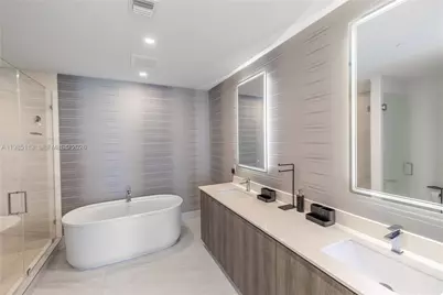 17550 Collins Ave #1202, Sunny Isles Beach, FL 33160 - Photo 25