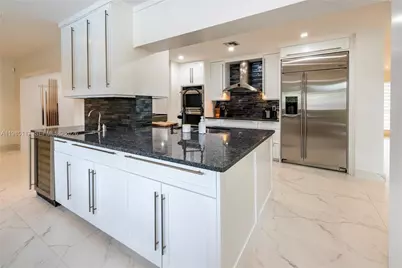 302 N Highland Dr, Hollywood, FL 33021 - Photo 23