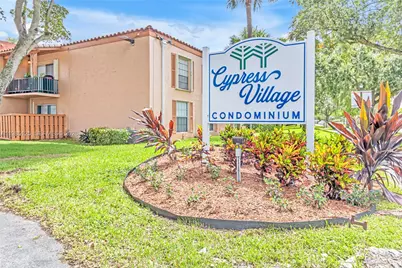 7201 Miami Lakes Dr #B14, Miami Lakes, FL 33014 - Photo 1