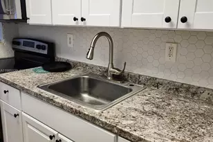 1450 NE 170th St, North Miami Beach, FL 33162 - Photo 5