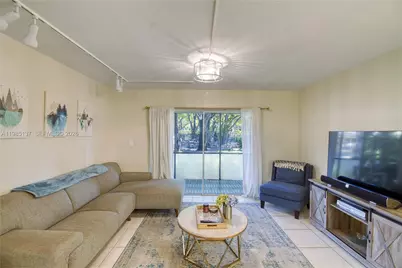 3095 N Oakland Forest Dr #104, Oakland Park, FL 33309 - Photo 5