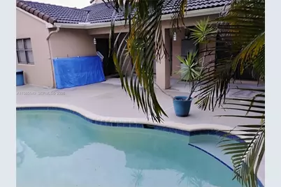 5920 York Ln, Davie, FL 33331 - Photo 21