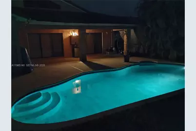 5920 York Ln, Davie, FL 33331 - Photo 23