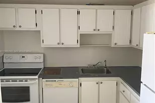 16950 W Dixie Hwy, North Miami Beach, FL 33160 - Photo 5