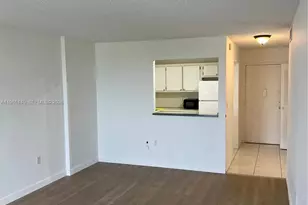 16950 W Dixie Hwy, North Miami Beach, FL 33160 - Photo 11