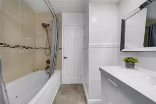 8420 Pasadena Blvd, Pembroke Pines, FL 33024 - Photo 21