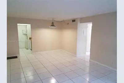 10040 Twin Lakes Dr #37-A, Coral Springs, FL 33071 - Photo 5