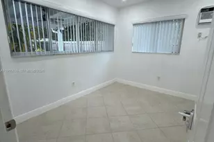 11840 SW 81st Rd, Pinecrest, FL 33156 - Photo 15