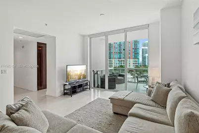 50 S Pointe Dr #805, Miami Beach, FL 33139 - Photo 3