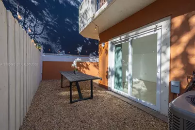 1611 SW 2nd Ct #AA112, Miami, FL 33129 - Photo 9