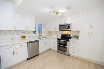 1611 SW 2nd Ct #AA112, Miami, FL 33129 - Photo 3