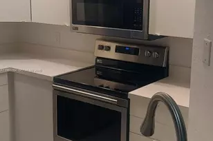 731 Vista Isles Dr, Sunrise, FL 33325 - Photo 5