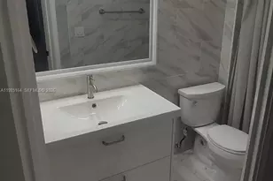 731 Vista Isles Dr, Sunrise, FL 33325 - Photo 11