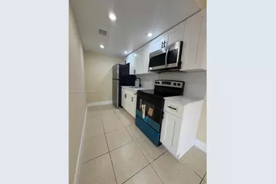 2377 W 66th Pl #204, Hialeah, FL 33016 - Photo 7
