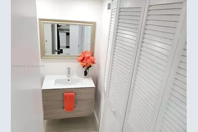 18011 Biscayne Blvd #503, Aventura, FL 33160 - Photo 9