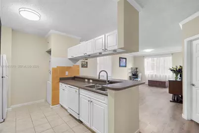 17125 N Bay Rd #3312, Sunny Isles Beach, FL 33160 - Photo 7