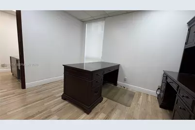 2500 Hollywood Blvd #203, Hollywood, FL 33020 - Photo 7