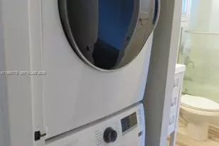 9974 N Kendall Dr, Miami, FL 33176 - Photo 7