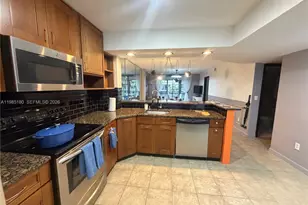 896 N Federal Hwy, Lantana, FL 33462 - Photo 1