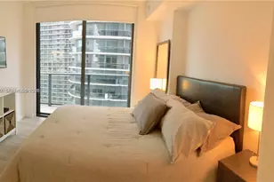 55 SW 9th St, Miami, FL 33130 - Photo 11