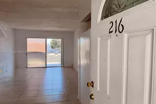 1725 W 60th St, Hialeah, FL 33012 - Photo 7