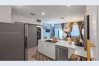 325 NE 208th Ter, Miami, FL 33179 - Photo 29