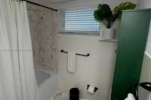 1530 NE 191st St, Miami, FL 33179 - Photo 15