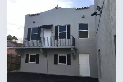 1700 NW 22 Ct #7 (Upper), Miami, FL 33125 - Photo 3