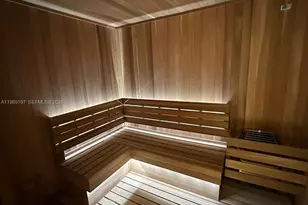 77 SE 5th St, Miami, FL 33131 - Photo 19