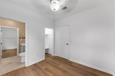 1621 NW 55th St, Miami, FL 33142 - Photo 11