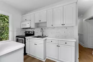 1621 NW 55th St, Miami, FL 33142 - Photo 15