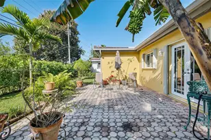 1532 Trillo Ave, Coral Gables, FL 33146 - Photo 15