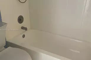 3615 NE 167th St, North Miami Beach, FL 33160 - Photo 9