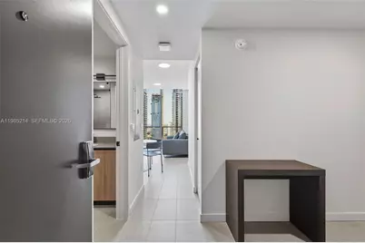 121 NE 5th St #3711, Miami, FL 33132 - Photo 15