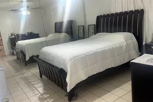 6055 W 19th Ave, Hialeah, FL 33012 - Photo 9