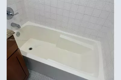 2801 NE 183rd St #912W, Aventura, FL 33160 - Photo 15