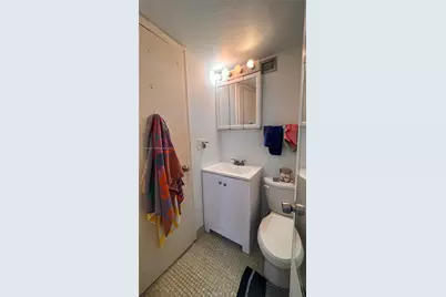 1750 James Ave #10E, Miami Beach, FL 33139 - Photo 9