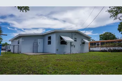 3230 SW 47th Ave, West Park, FL 33023 - Photo 17